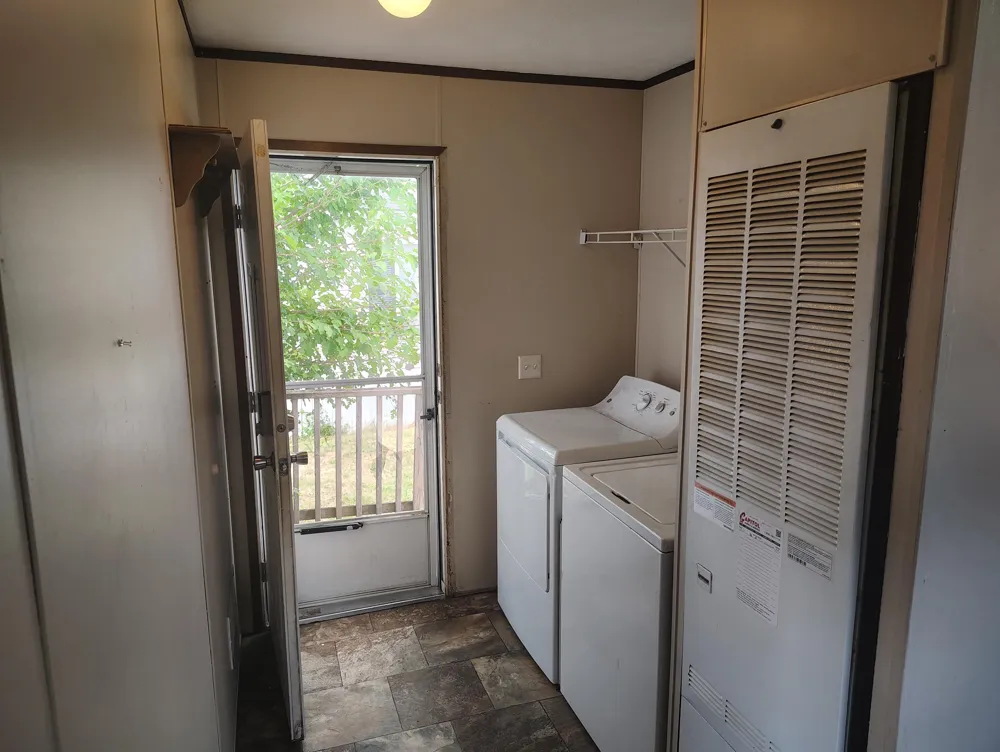 3891 Casper Avenue NW Alpine Township, MI 49544