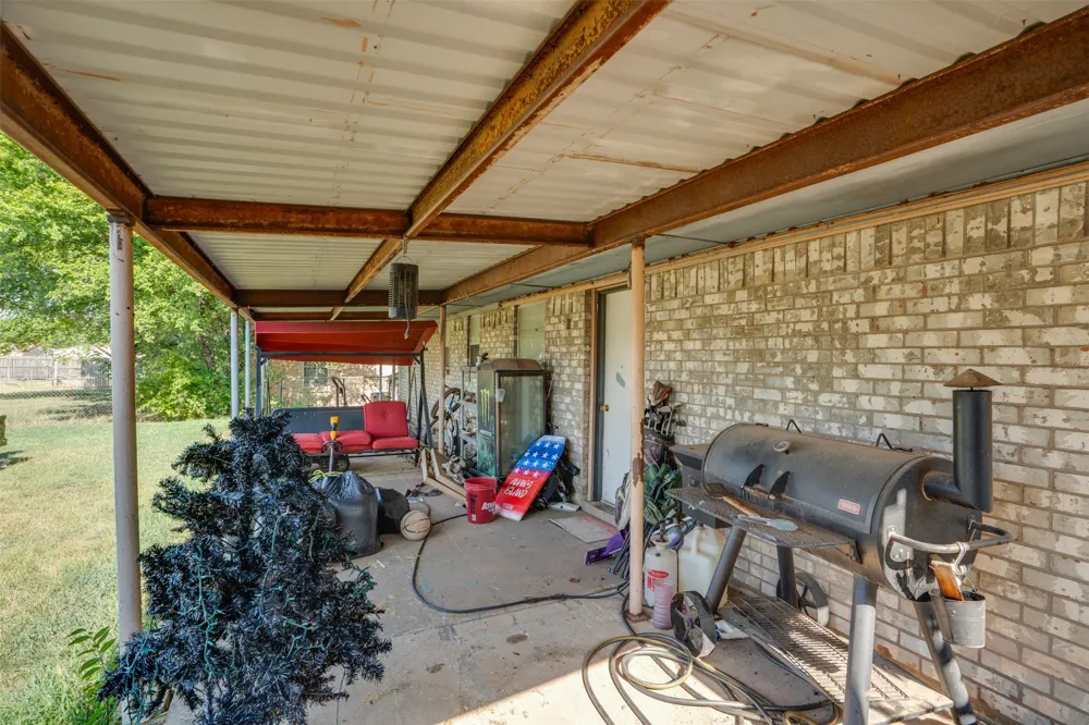 1308 Mockingbird Street Iowa Park, TX 76367