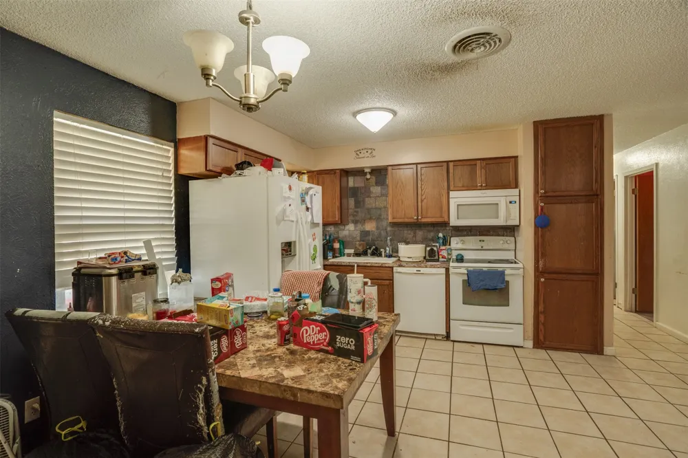 1308 Mockingbird Street Iowa Park, TX 76367