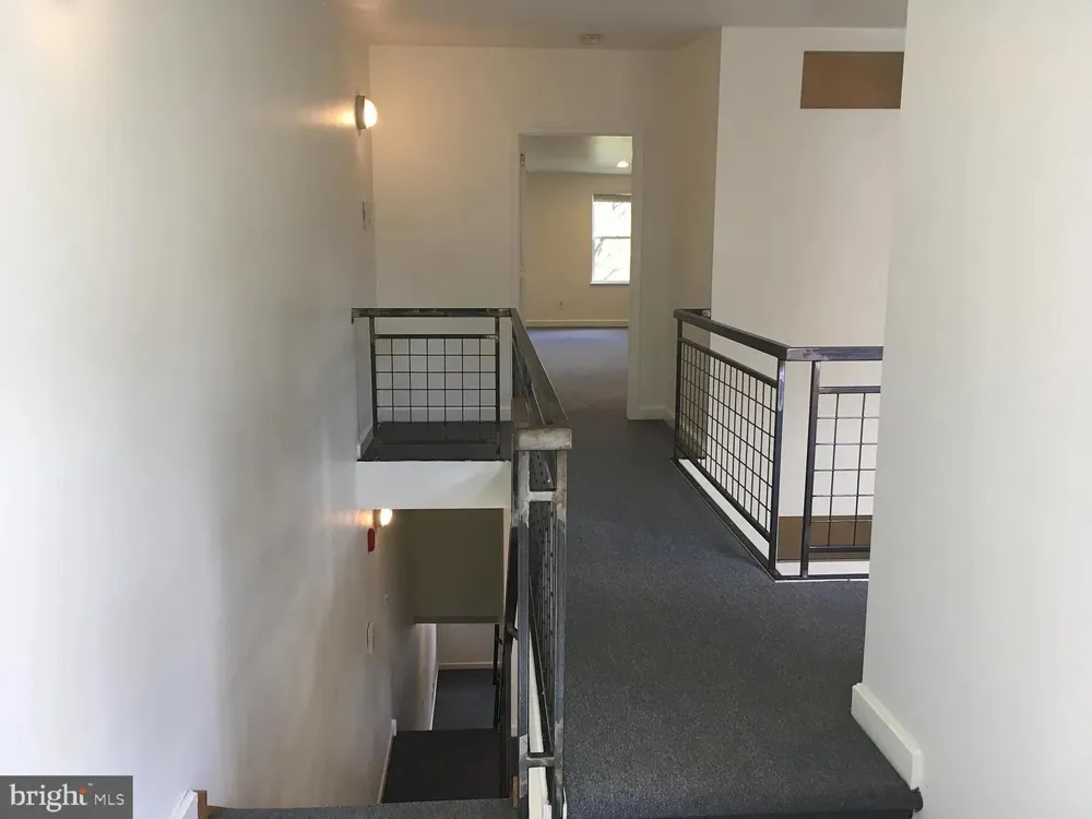 706 2ND STREET #A Philadelphia, PA 19123