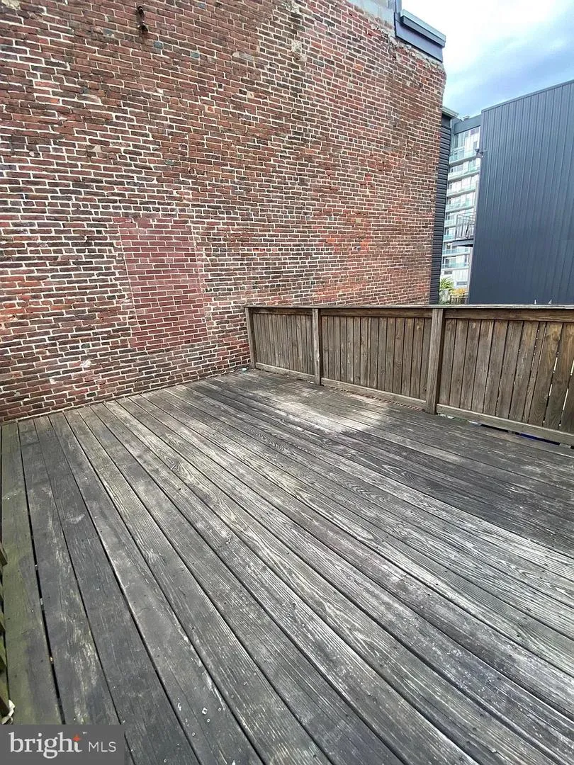 706 2ND STREET #A Philadelphia, PA 19123
