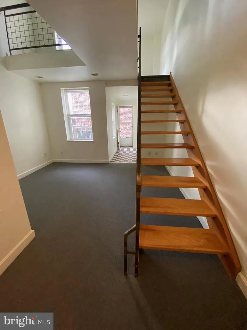 706 2ND STREET #A Philadelphia, PA 19123