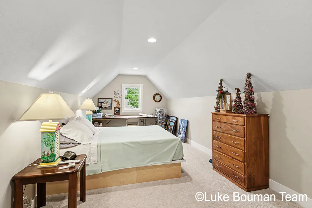 1420 Eagle Shore Court Hudsonville, MI 49426