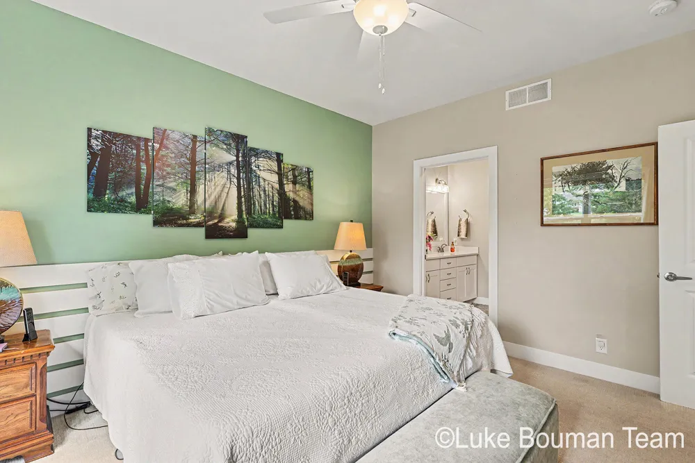 1420 Eagle Shore Court Hudsonville, MI 49426