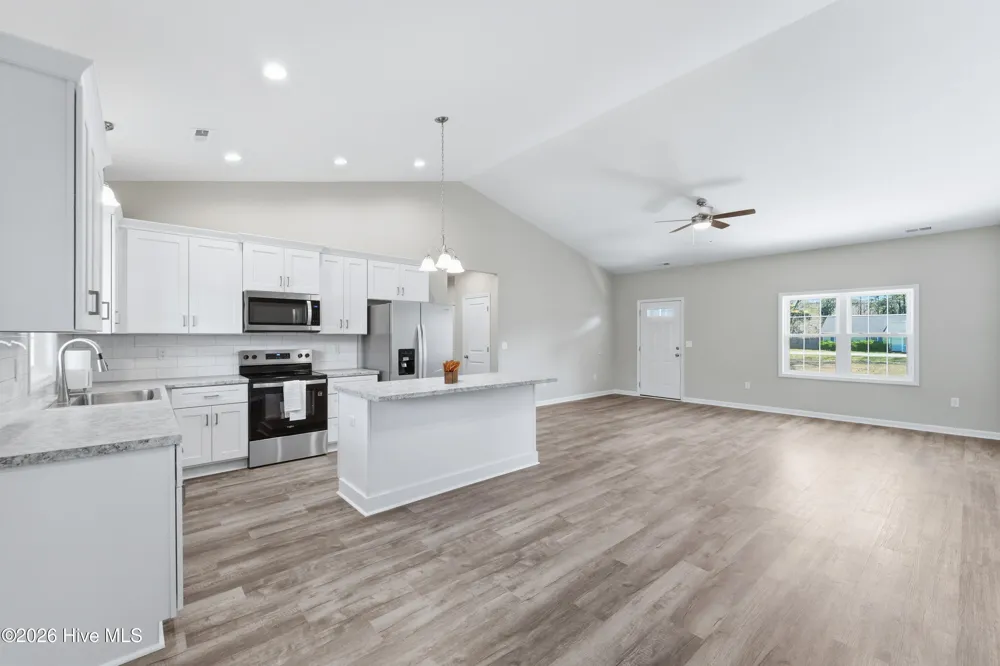 1992 Catherine Lake Road Richlands, NC 28574