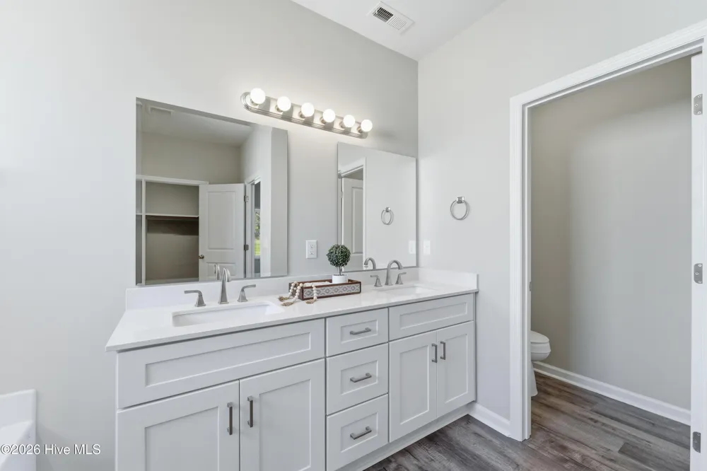 1992 Catherine Lake Road Richlands, NC 28574
