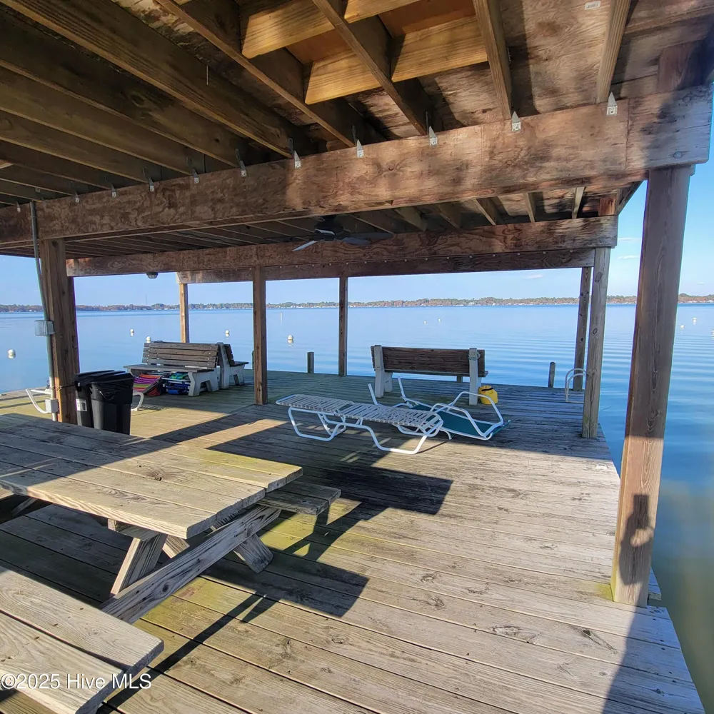 313 Lake Place Condo Drive Elizabethtown, NC 28337