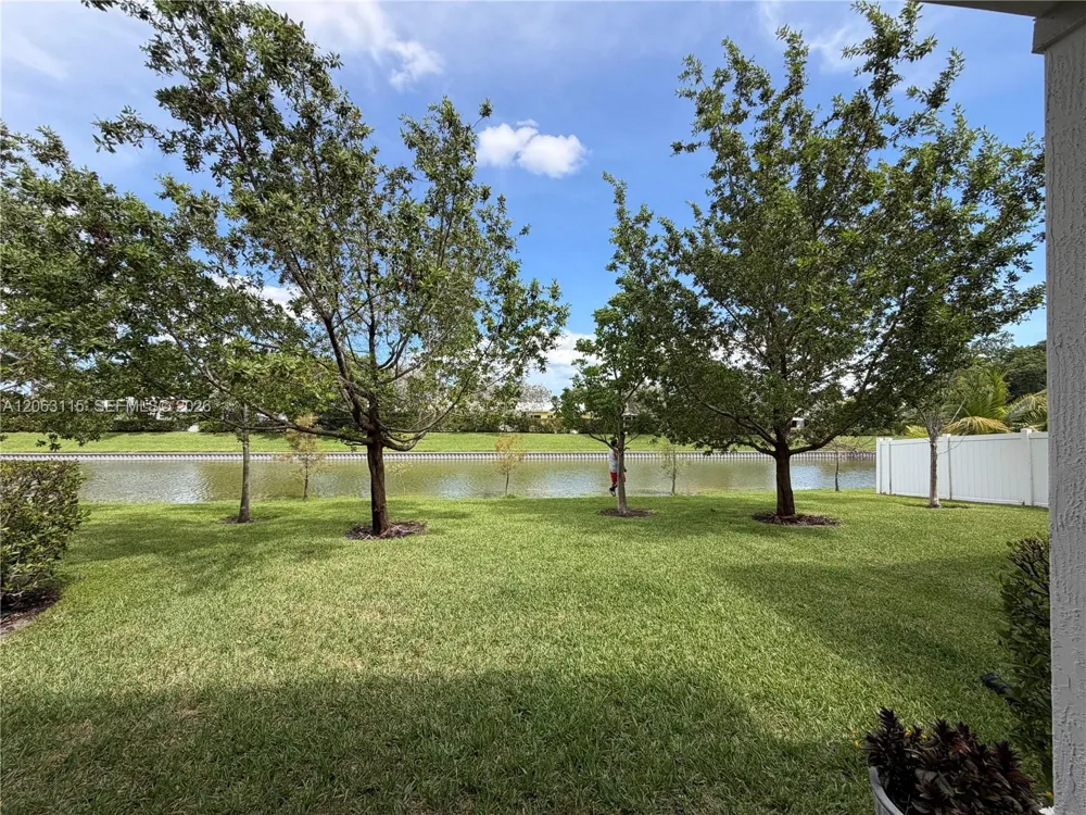 4922 NW 48th Ter #4922 Tamarac, FL 33319