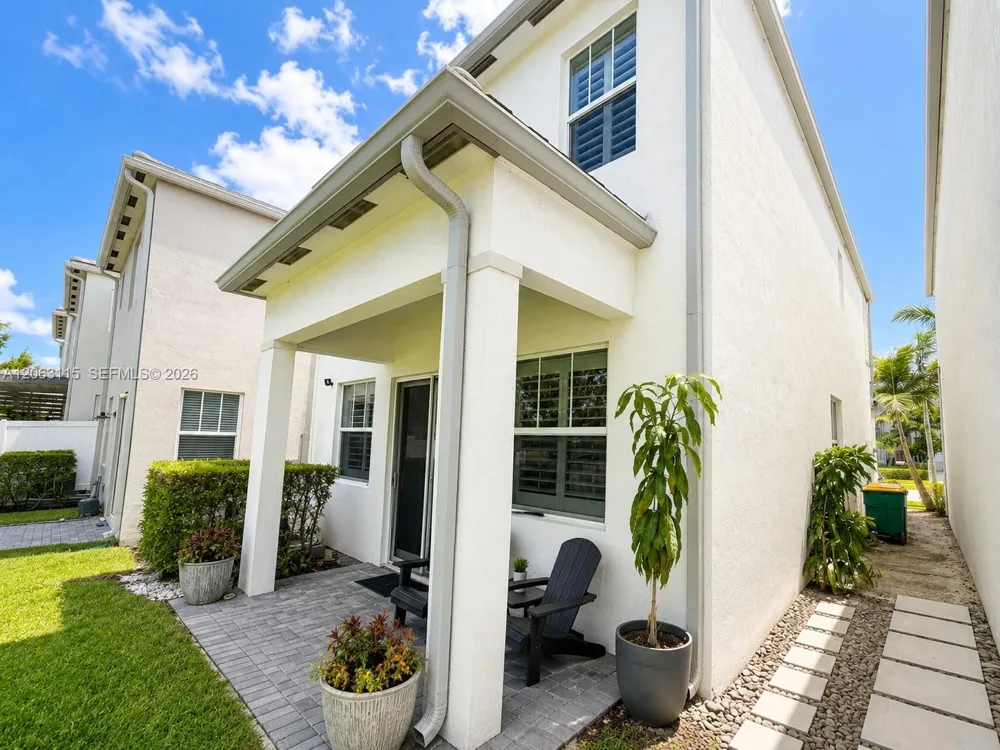 4922 NW 48th Ter #4922 Tamarac, FL 33319