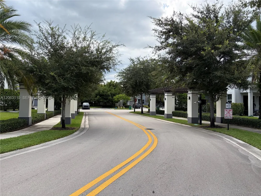 4922 NW 48th Ter #4922 Tamarac, FL 33319