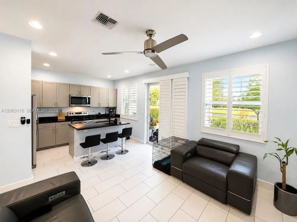 4922 NW 48th Ter #4922 Tamarac, FL 33319