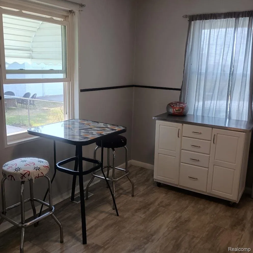 25880 Groveland Street Roseville City, MI 48066
