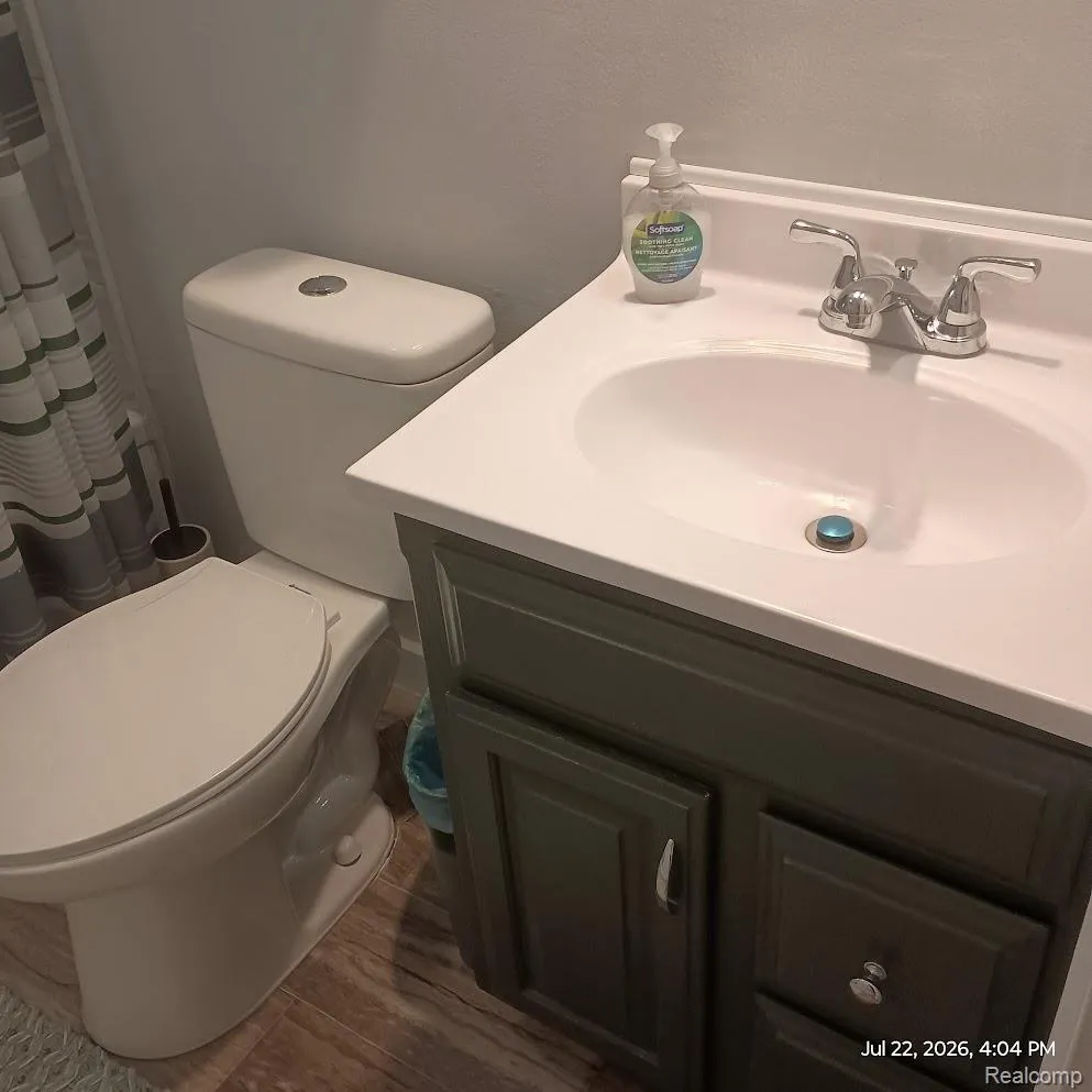 25880 Groveland Street Roseville City, MI 48066