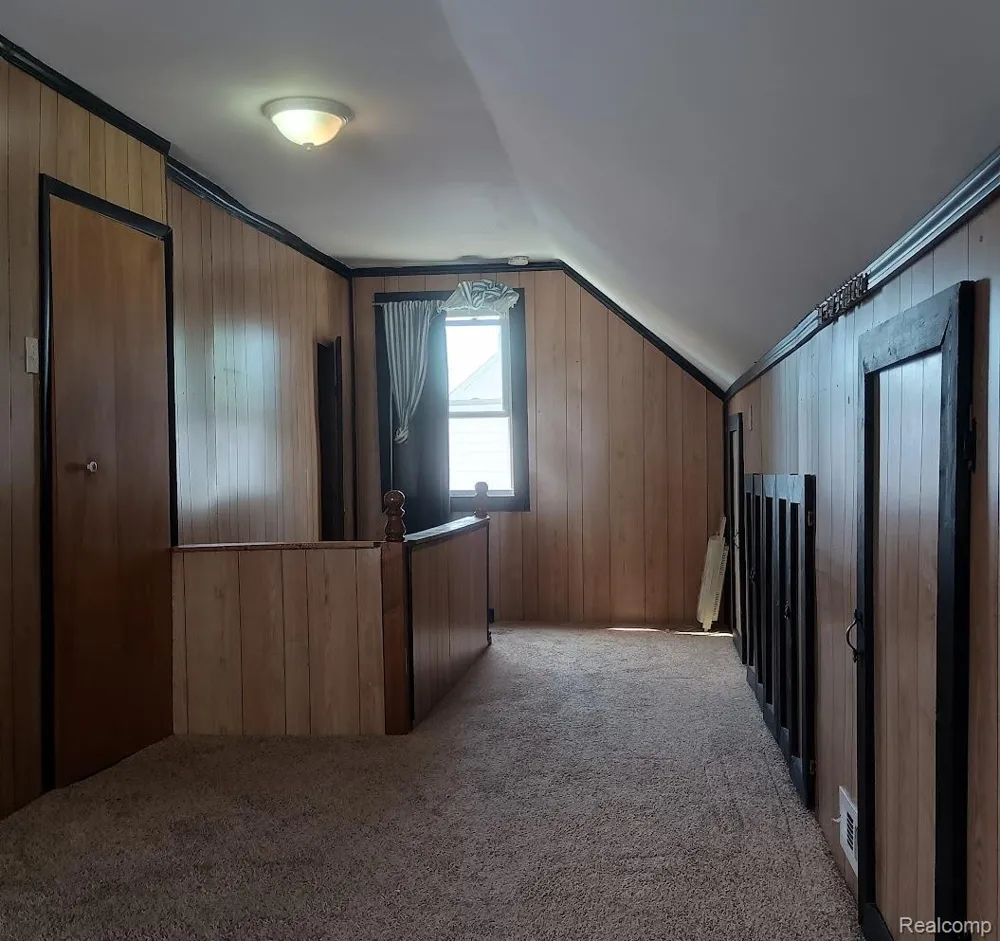 25880 Groveland Street Roseville City, MI 48066