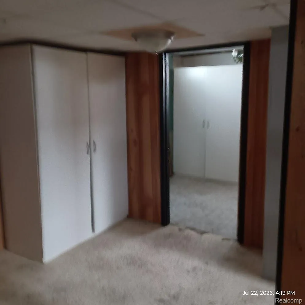 25880 Groveland Street Roseville City, MI 48066