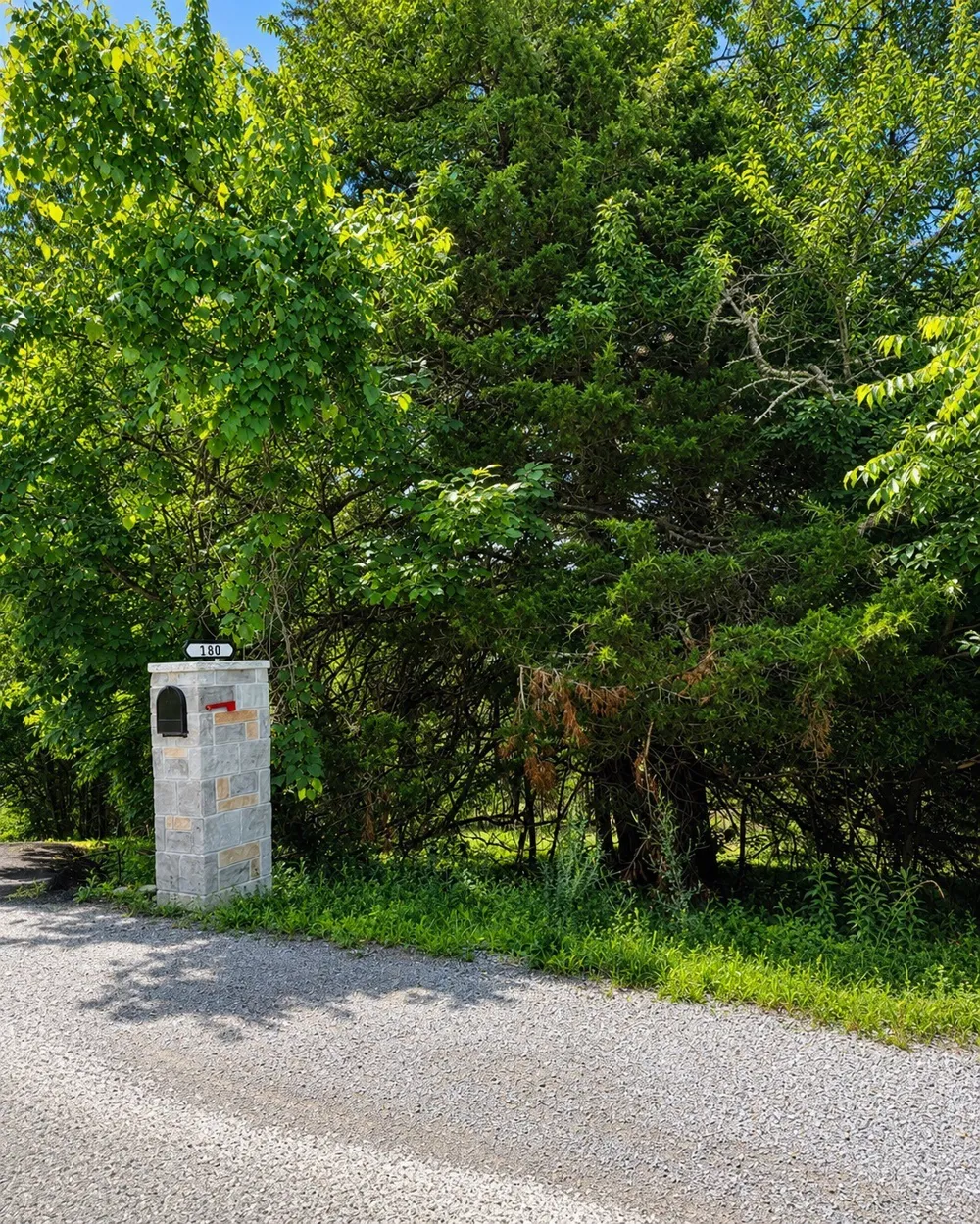 180 Lake Hollow Rd Woodbury, TN 37190