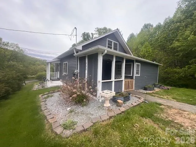 733 Clark Swift Road Vilas, NC 28692