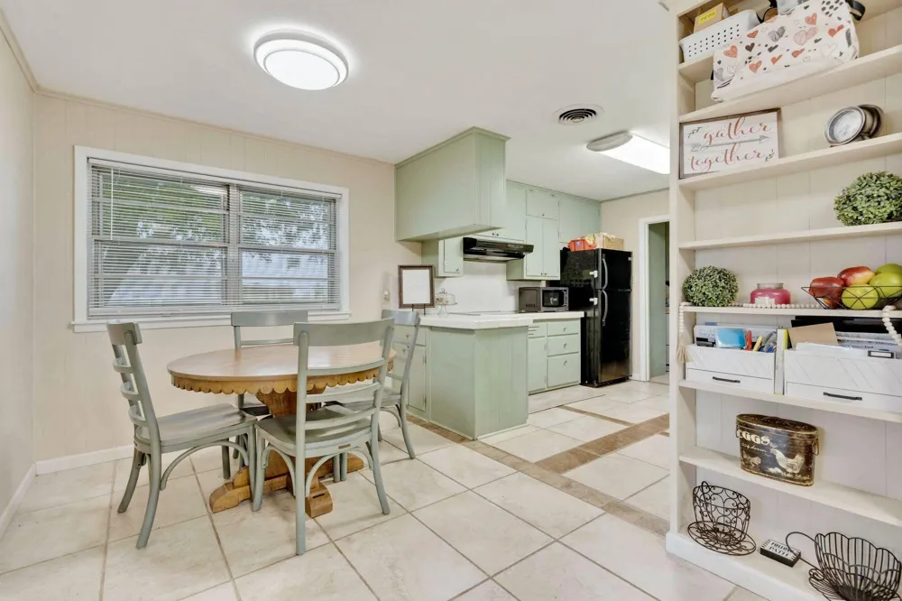 2199 Illinois Street Rhome, TX 76078
