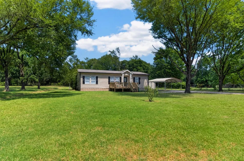 173 An County Road 2234 Palestine, TX 75803