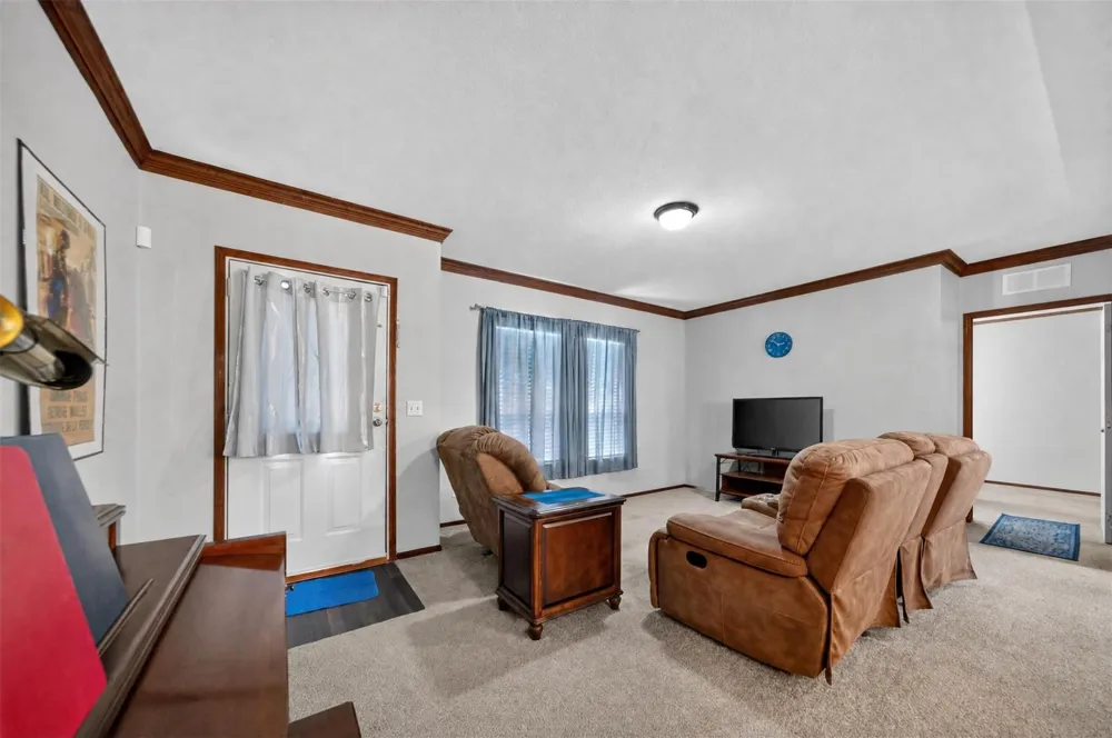 173 An County Road 2234 Palestine, TX 75803