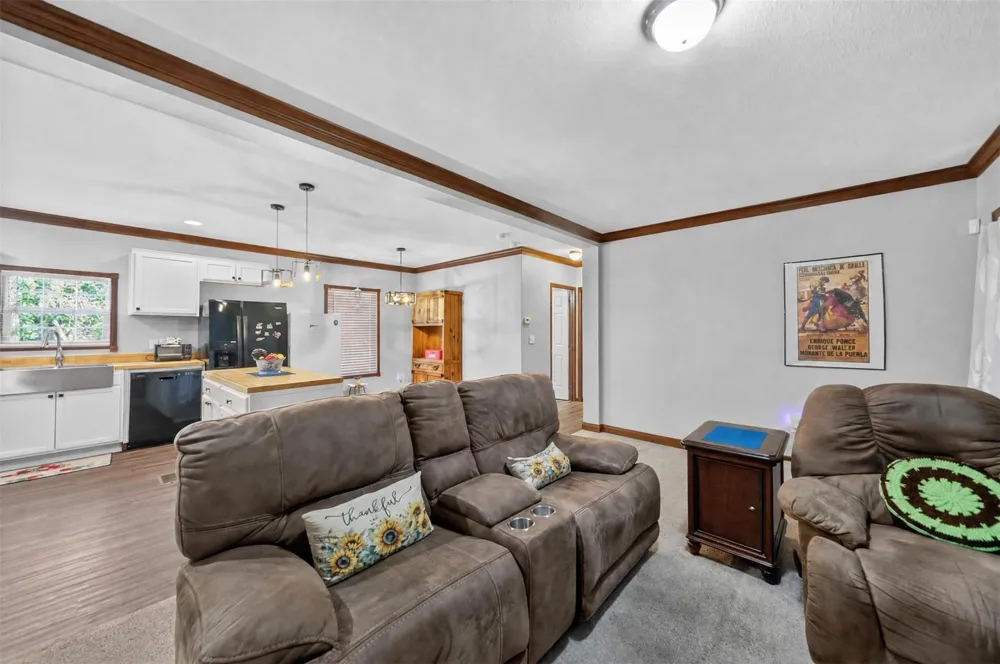 173 An County Road 2234 Palestine, TX 75803