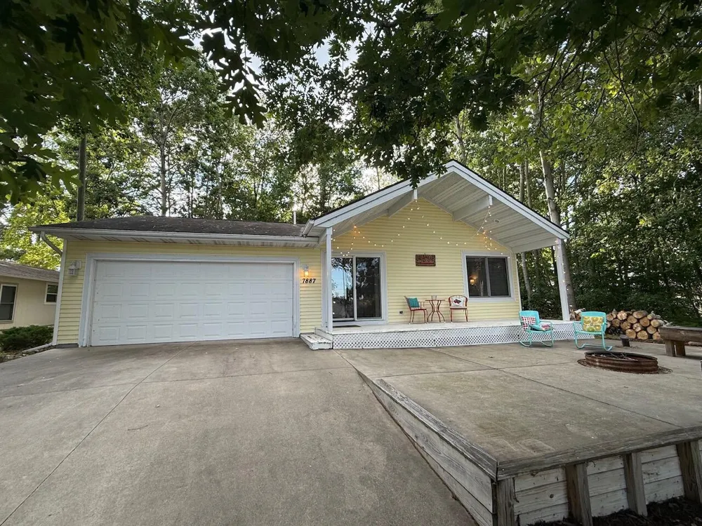 7887 Sixth Street Canadian Lakes, MI 49346