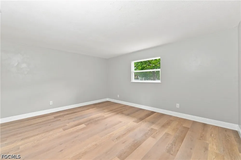 SE 20th Court Cape Coral, FL 33990