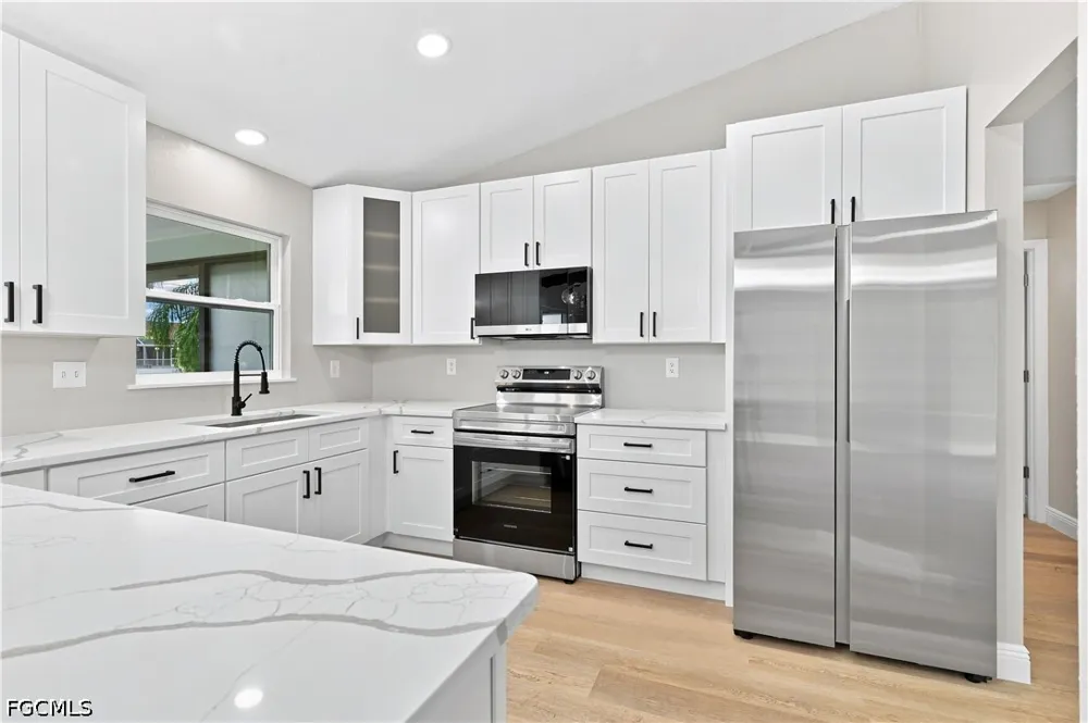 SE 20th Court Cape Coral, FL 33990
