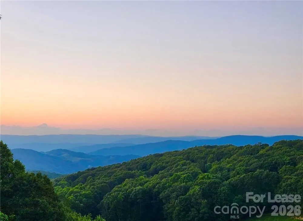 303 Sugar Top Drive #2020 Sugar Mountain, NC 28604