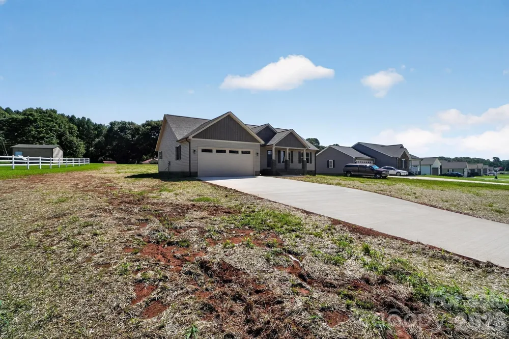 2418 Rock Dam Road Lincolnton, NC 28092