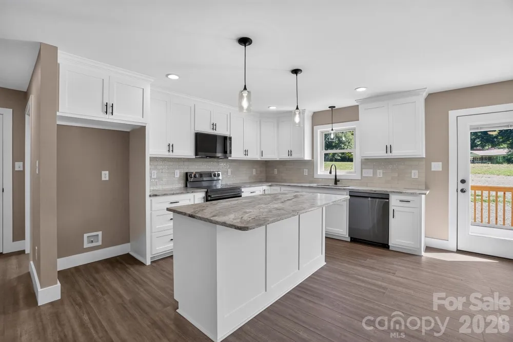 2418 Rock Dam Road Lincolnton, NC 28092