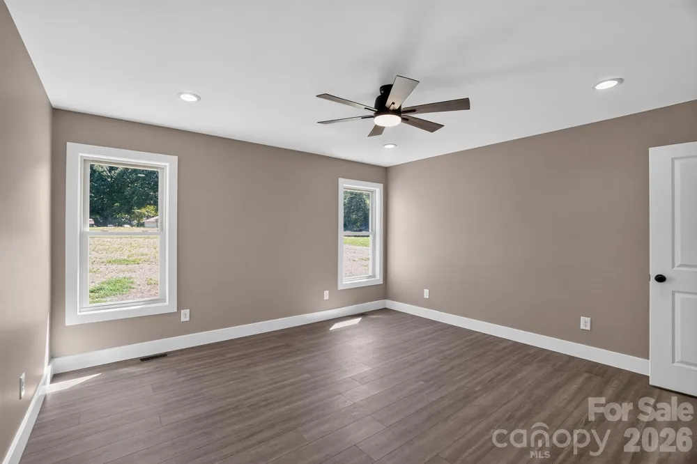 2418 Rock Dam Road Lincolnton, NC 28092