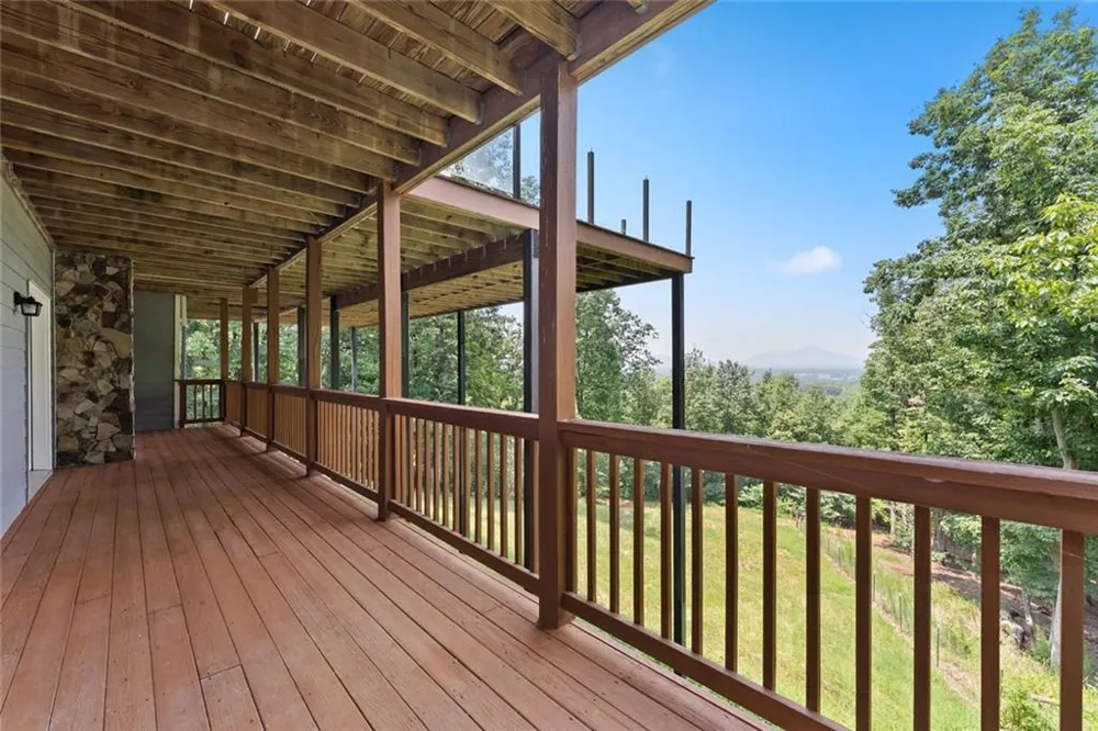 265 Lynda Lane Cleveland, GA 30528