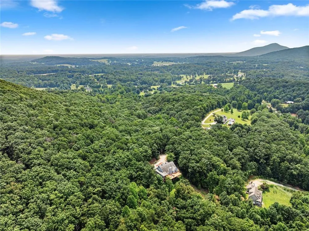 265 Lynda Lane Cleveland, GA 30528