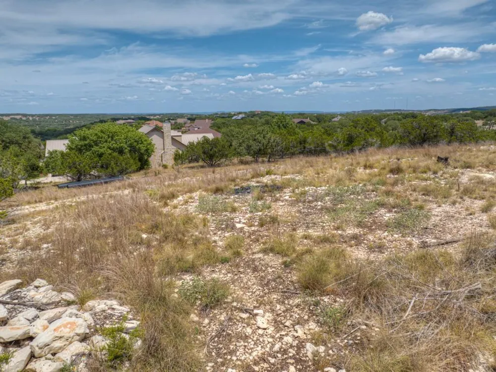 1860 Rush Creek Canyon Lake, TX 78133