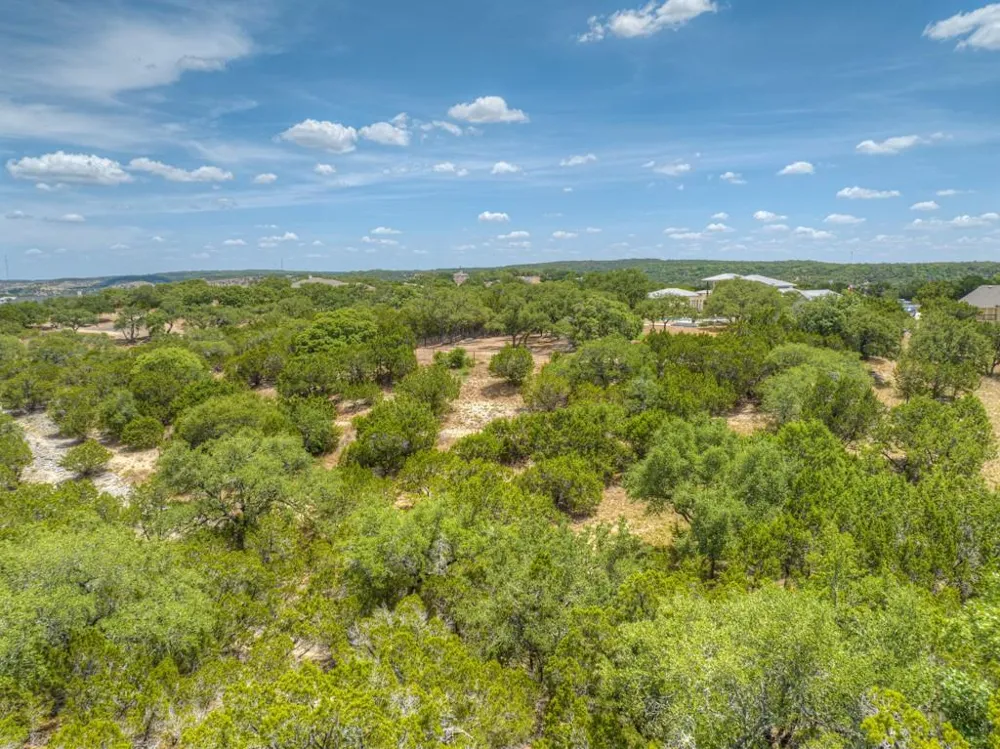 1860 Rush Creek Canyon Lake, TX 78133
