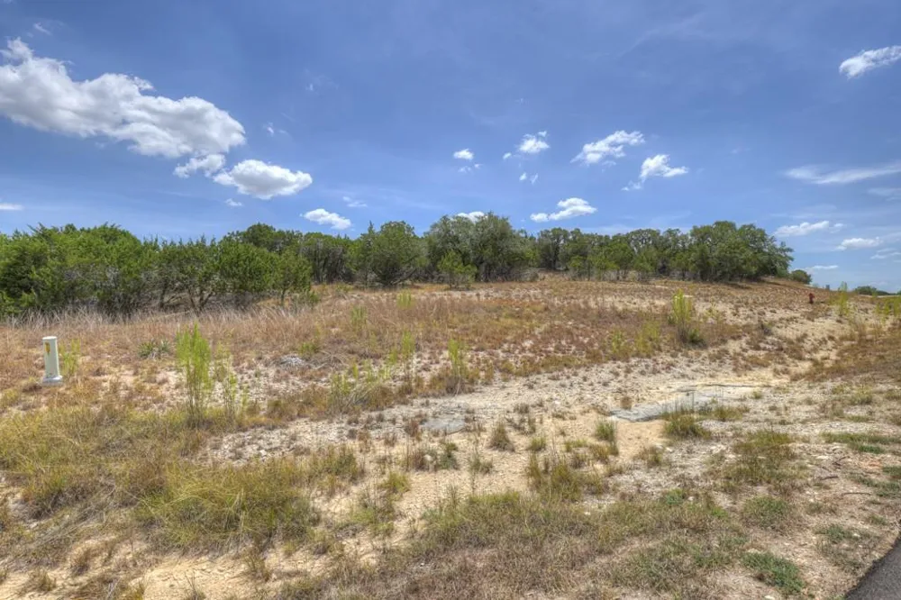 1860 Rush Creek Canyon Lake, TX 78133
