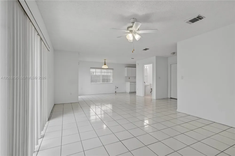 14156 SW 163rd Ter Miami, FL 33177