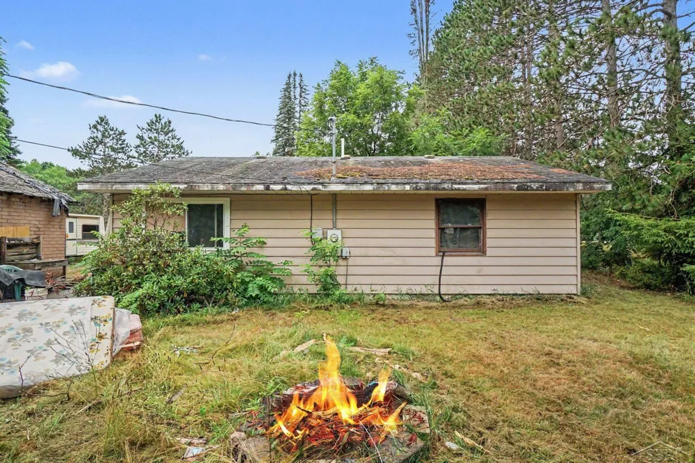 8690 W Ludington Drive Garfield Township, MI 48632