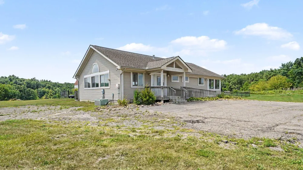 8753 Pleasant Lake Road Freedom Township, MI 48103