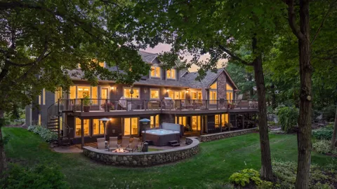 2890 Autumn Woods Drive