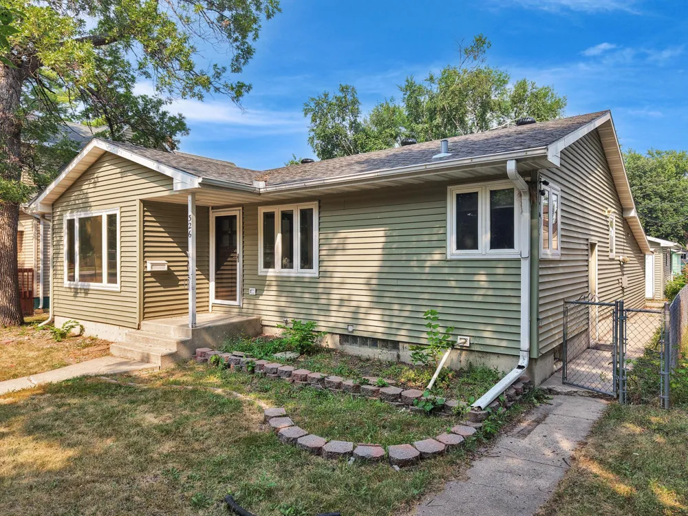 326 11th Street Breckenridge, MN 56520