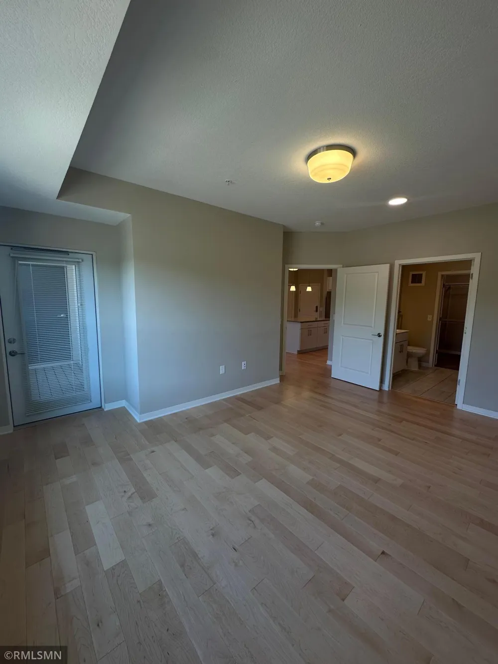 114 Brick Street S #207 Stillwater, MN 55082