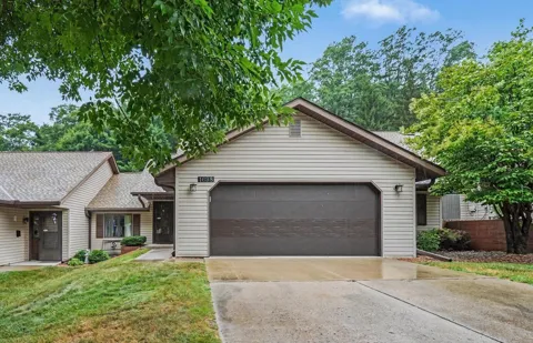 1698 Cobblestone Court