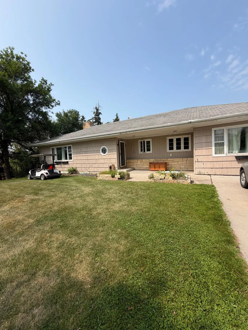 805 Elm Avenue S Hallock, MN 56728