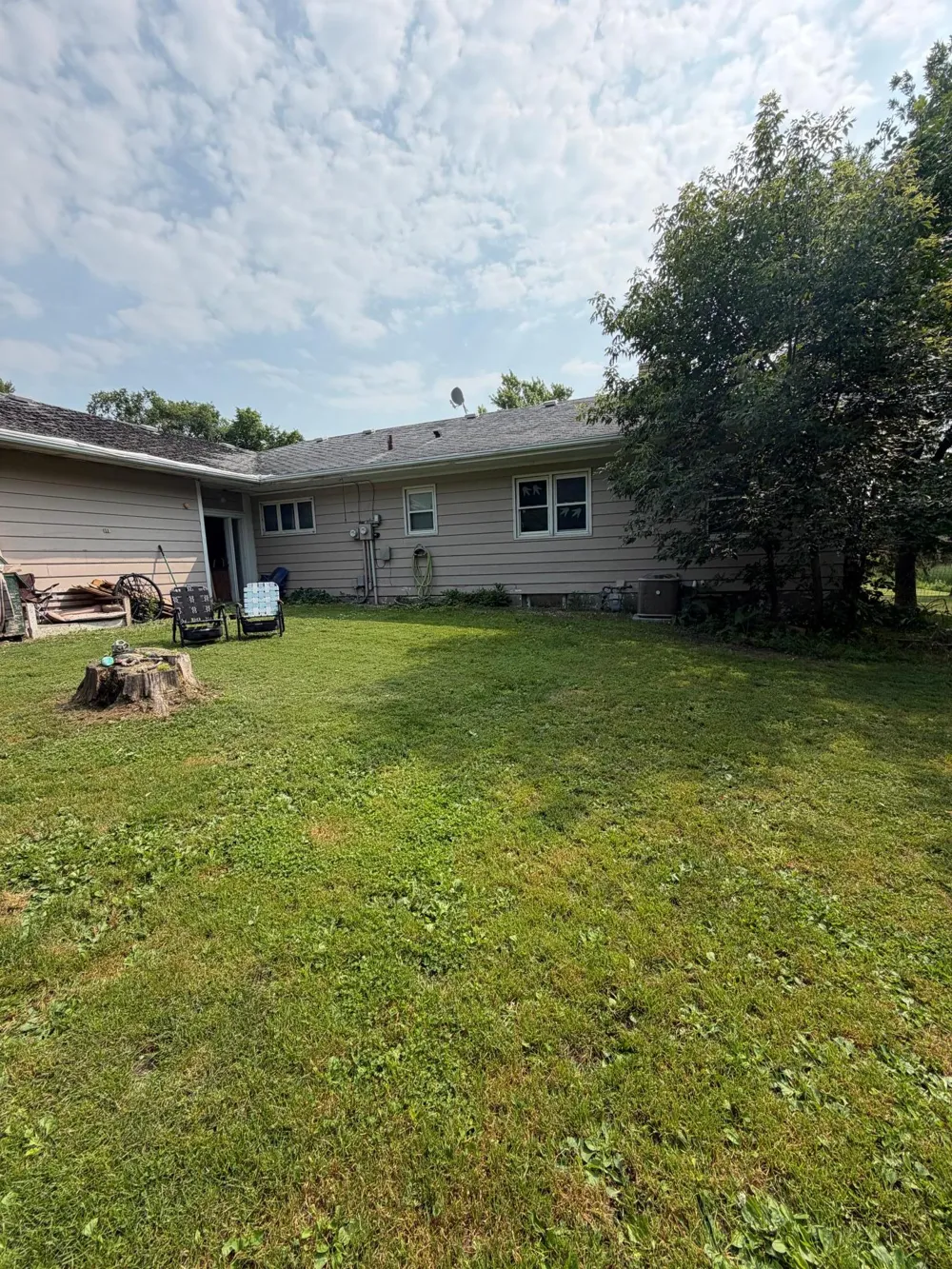 805 Elm Avenue S Hallock, MN 56728