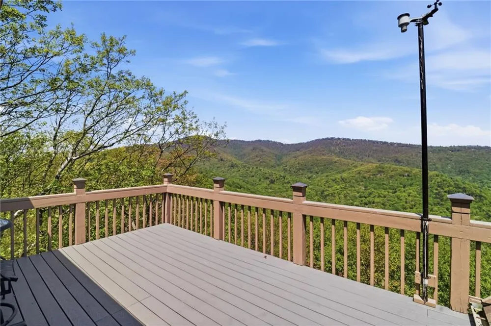 1692 Ridgeview Drive Big Canoe, GA 30143