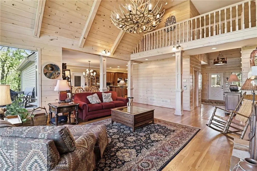 1692 Ridgeview Drive Big Canoe, GA 30143