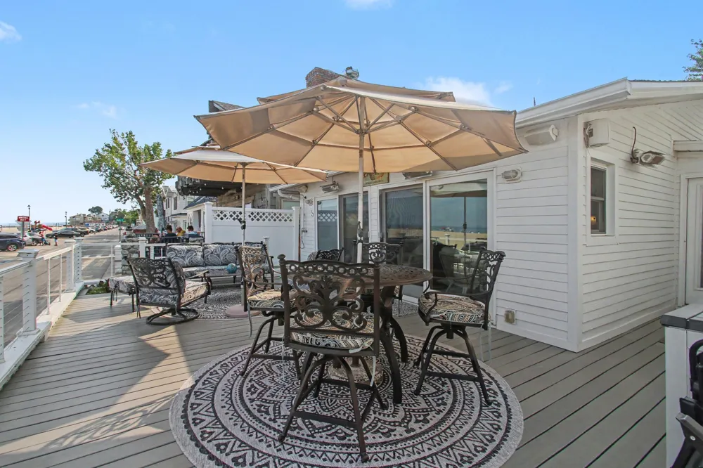 20 Lake Shore Drive South Haven, MI 49090