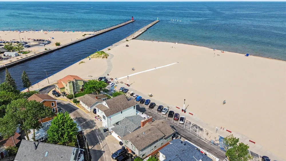 20 Lake Shore Drive South Haven, MI 49090